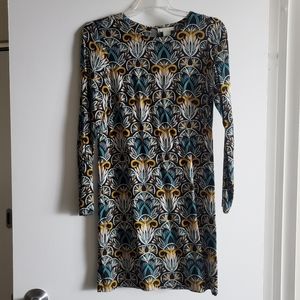 H&M patterned lightweight shift dress